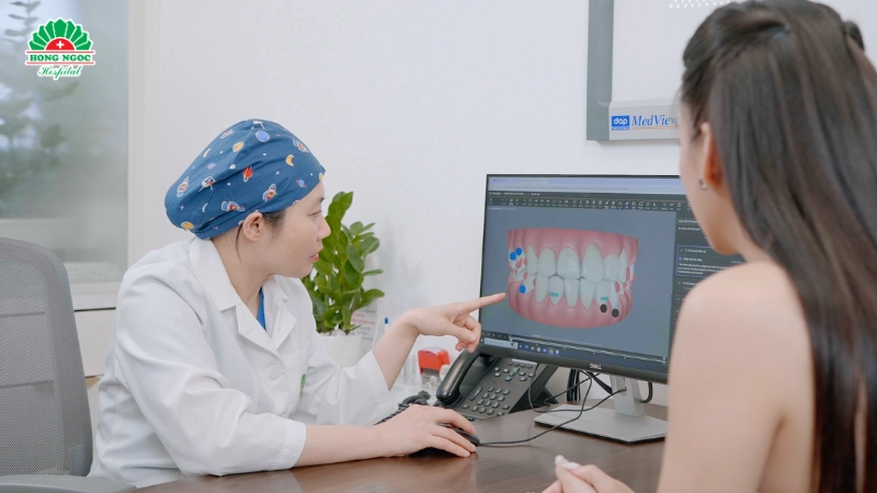 răng hàm mặt hồng ngọc