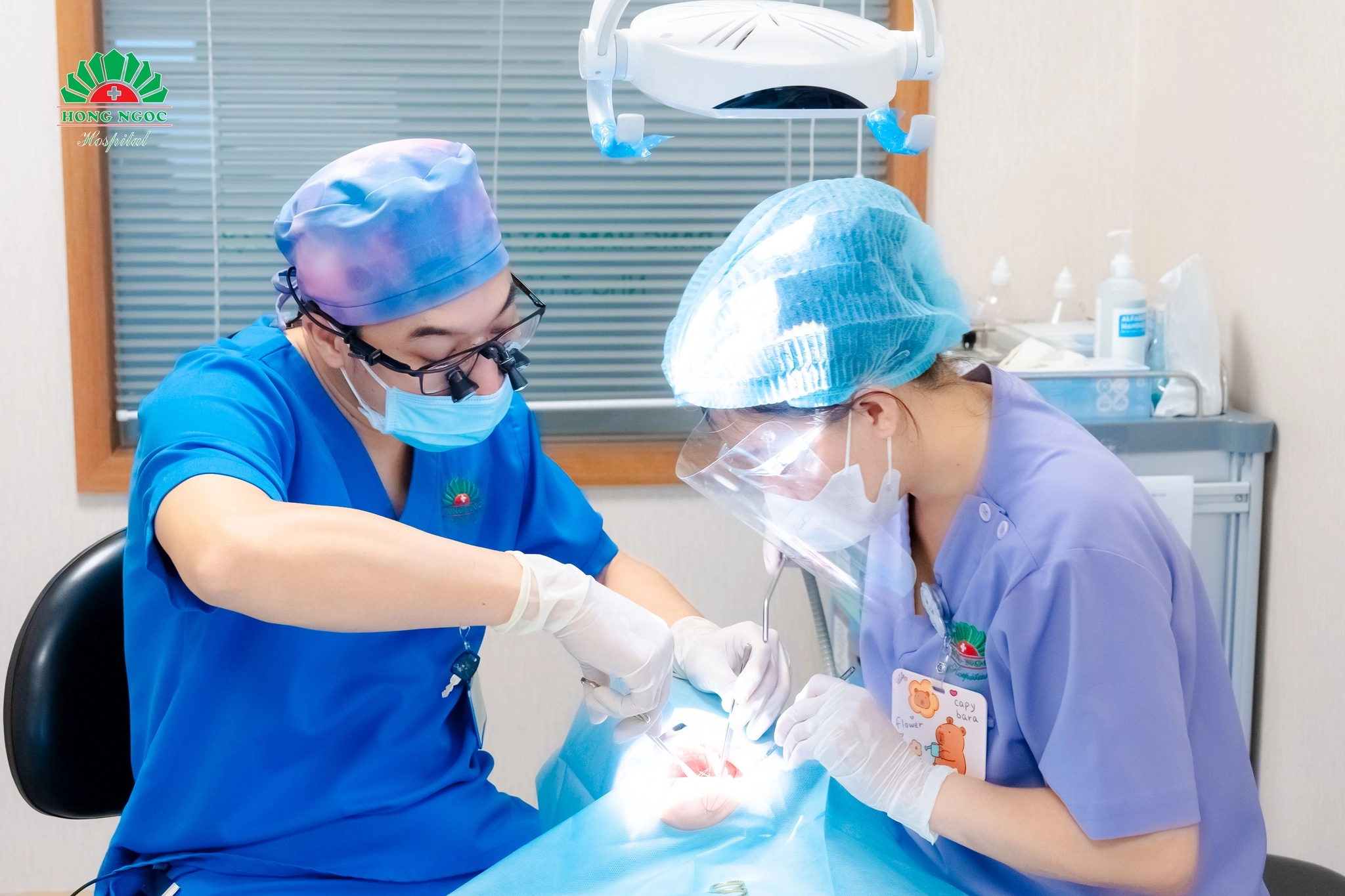 nhổ răng khôn không đau với công nghệ Piezotome