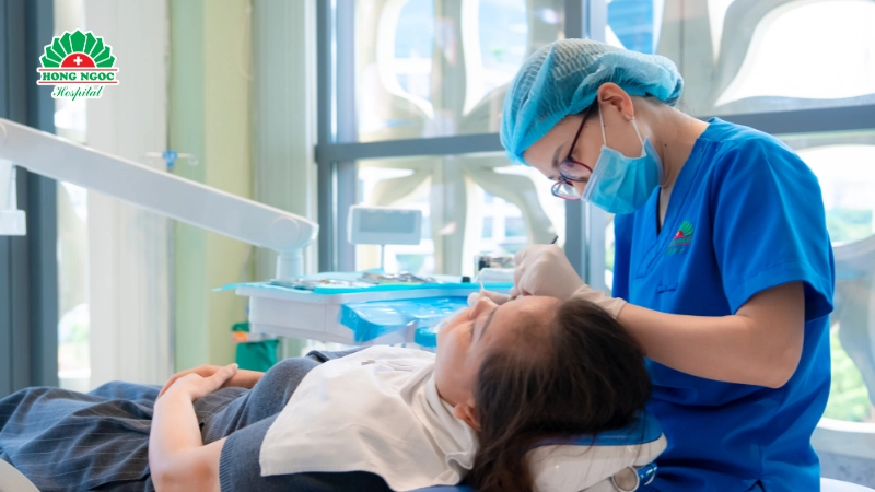 hướng dẫn cách chăm sóc răng miệng khi niềng răng
