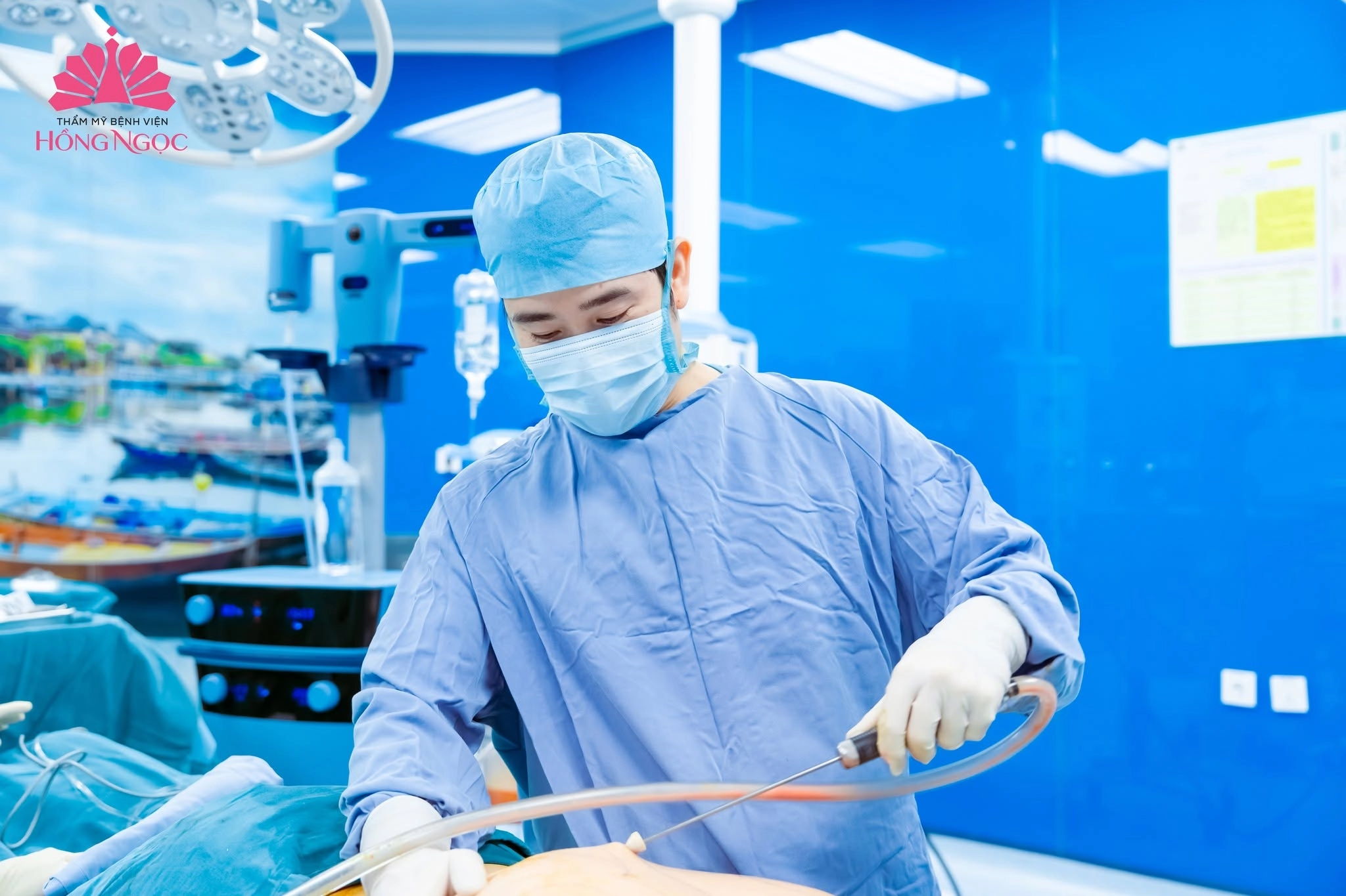 Tại sao nên chọn Thẩm mỹ Bệnh viện Hồng Ngọc khi thực hiện hút mỡ - tạo hình thành bụng?