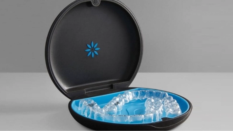 Niềng răng invisalign trong suốt