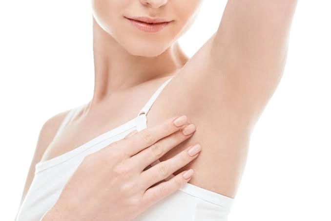 Ai nên cân nhắc tiêm Botox trị hôi nách?
