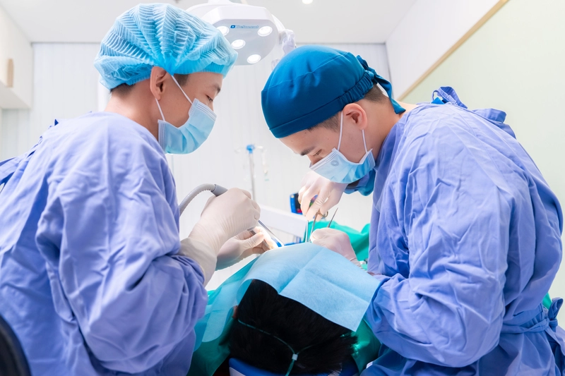 nhổ răng khôn hàm dưới tại hồng ngọc