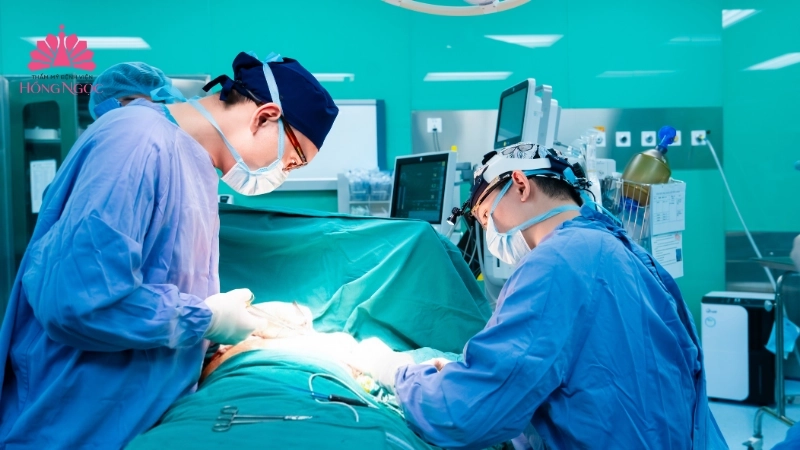 phẫu thuật tái tạo núm vú