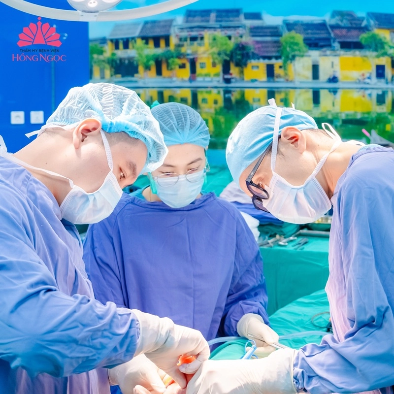 phòng mổ ngực vô khuẩn