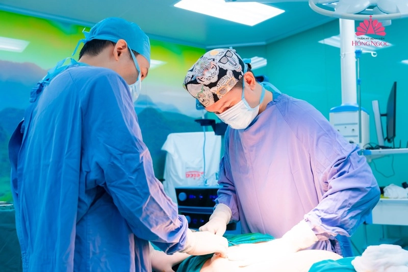 phòng mổ vô khuẩn