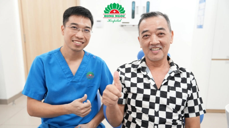 mat-rang-khong-con-la-noi-lo-khi-co-giai-phap-trong-implant