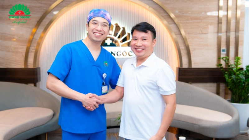 cham-soc-rang-implant-va-ve-sinh-dung-cach-la-nhu-the-nào