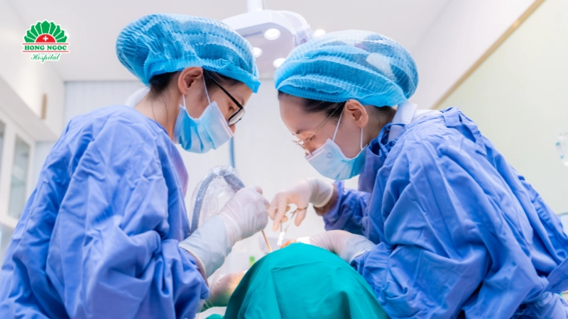 trồng răng implant tức thì